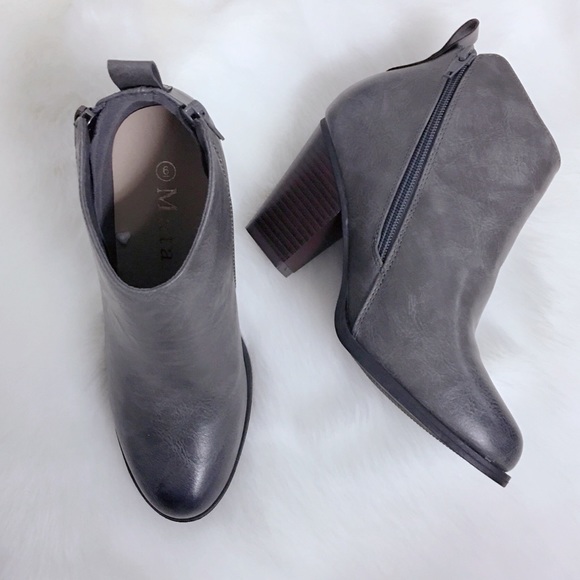 Distressed Gray Double Zipper Ankle Booties - Picture 3 of 7